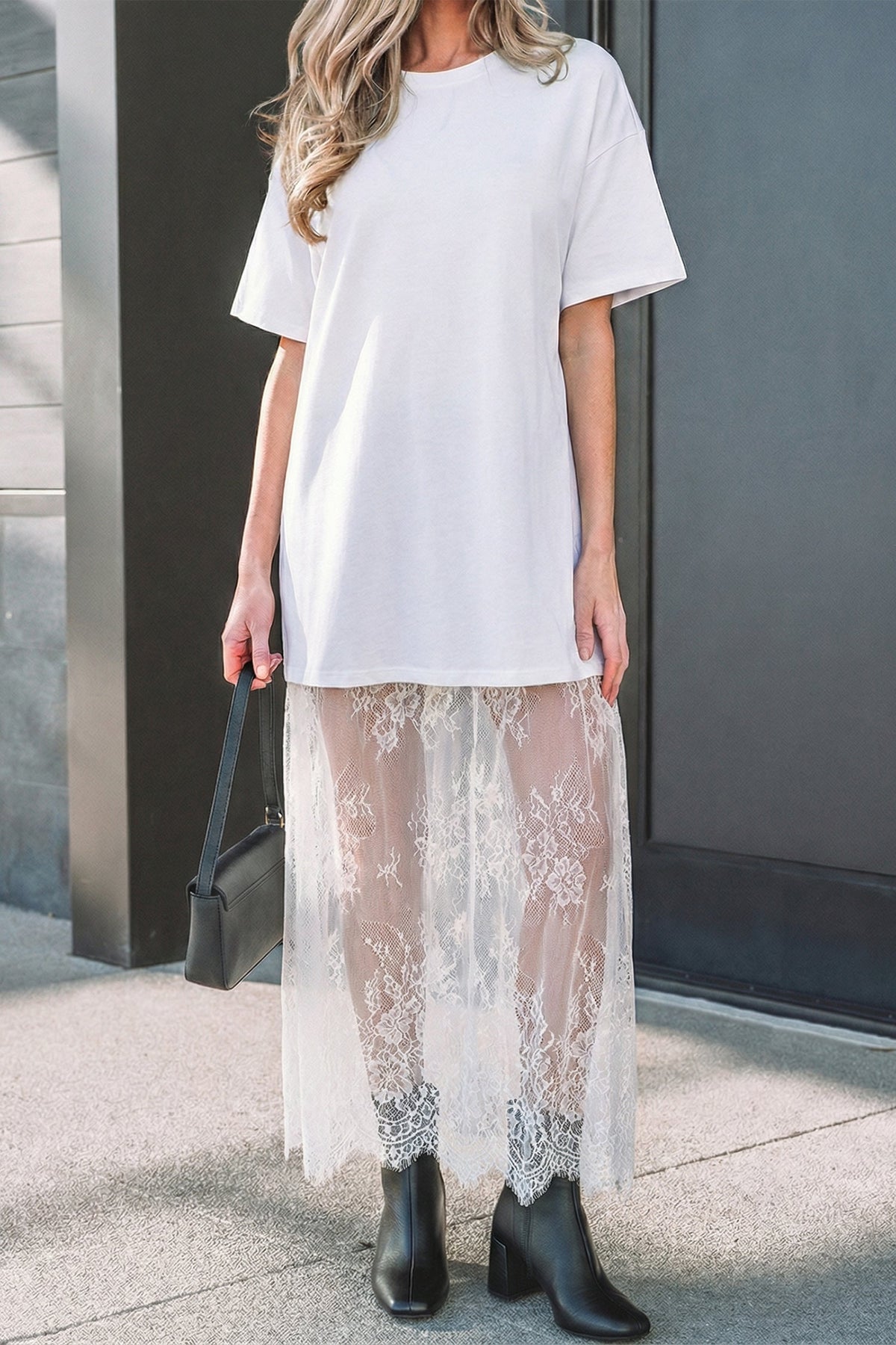 Abito Maxi Largo a Maniche Corte con Patchwork Floreale