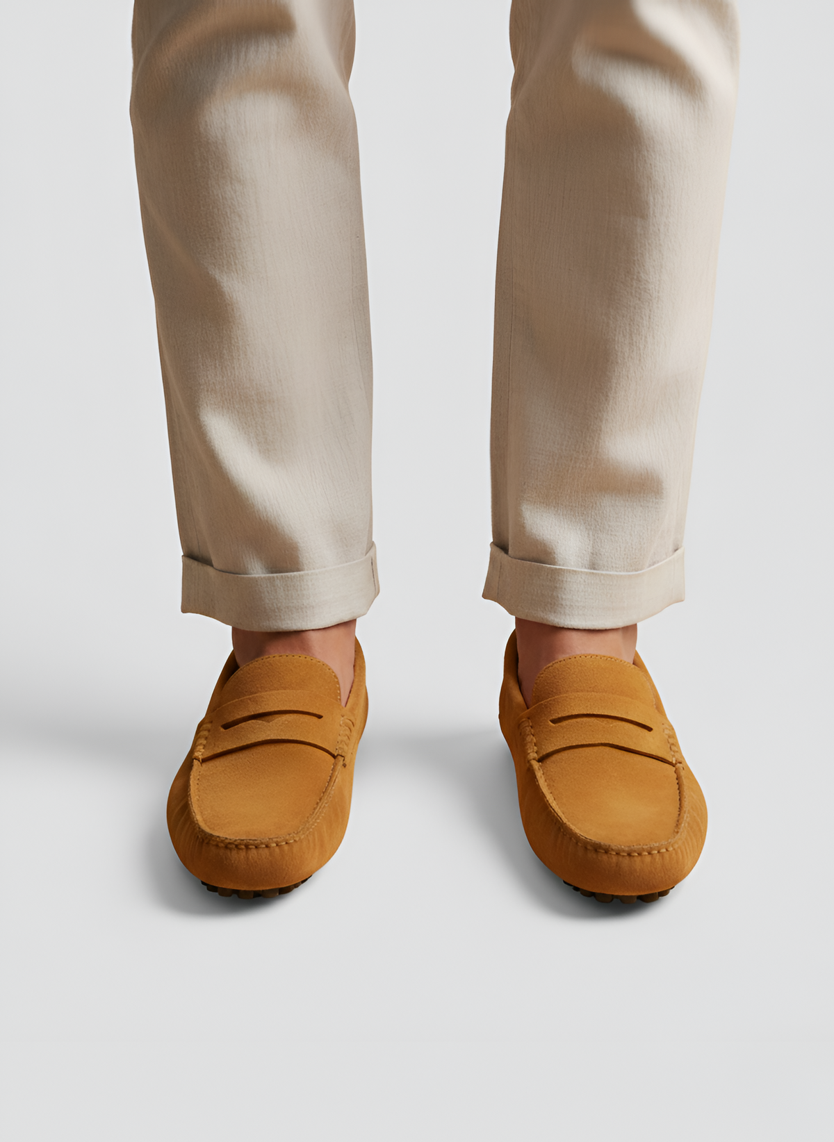 Mocassini Uomo in Pelle Scamosciata con Suola Driver e Calzata Comfort
