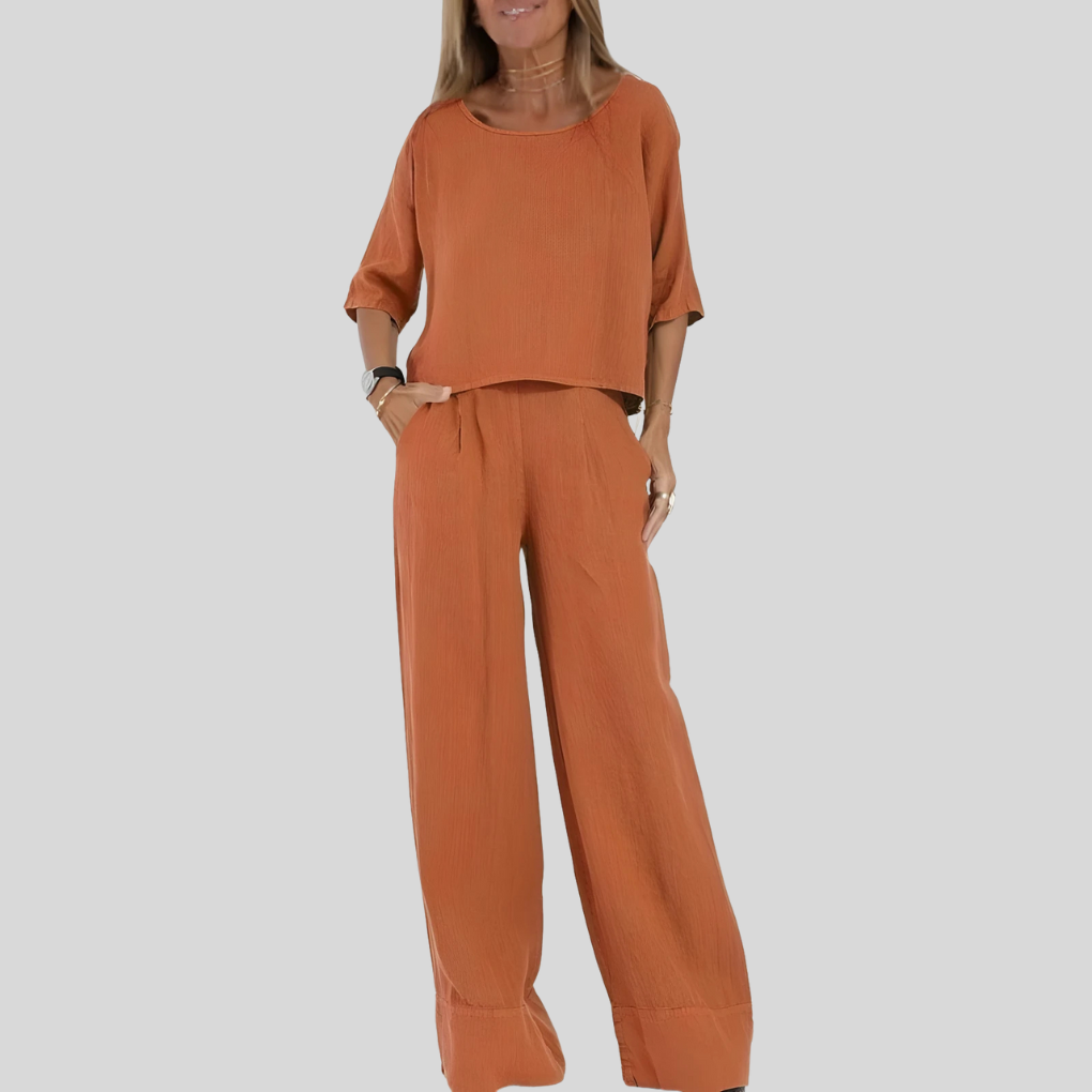 Set Due Pezzi Donna Vestibilità Comoda