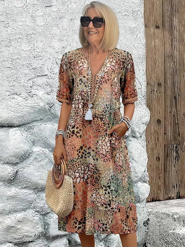 Vestito Estivo con Scollo a V & Stampa Allover – Al Ginocchio & Comodo