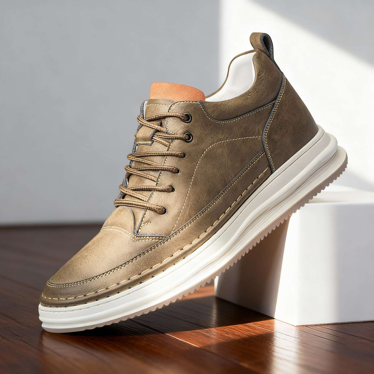 Sneaker in Pelle Uomo | Scarpe Casual con Supporto Caviglia e Suola Ammortizzata | Calzature Comode per Uso Quotidiano