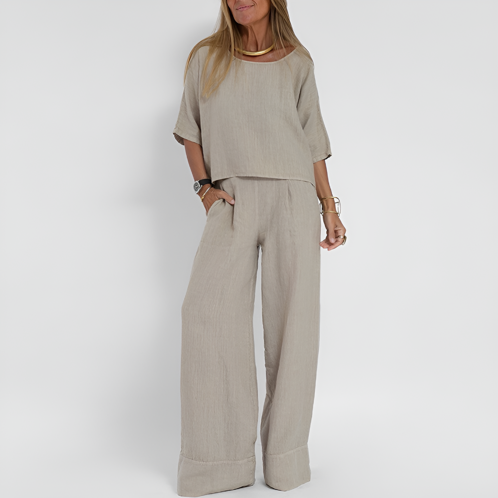Set Due Pezzi Donna Vestibilità Comoda