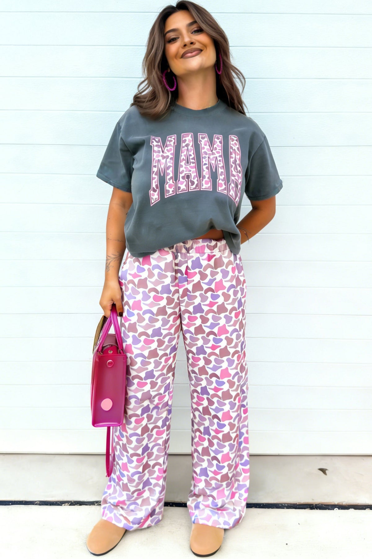 Set Coordinato Grigio Medio con T-shirt MAMA e Pantaloni Mimetici