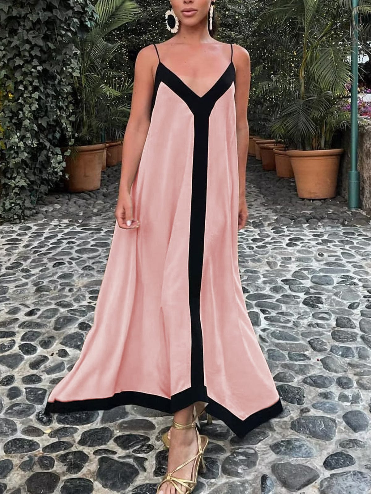 Adeltraud | Abito Maxi con Scollo a V e Dettagli a Contrasto