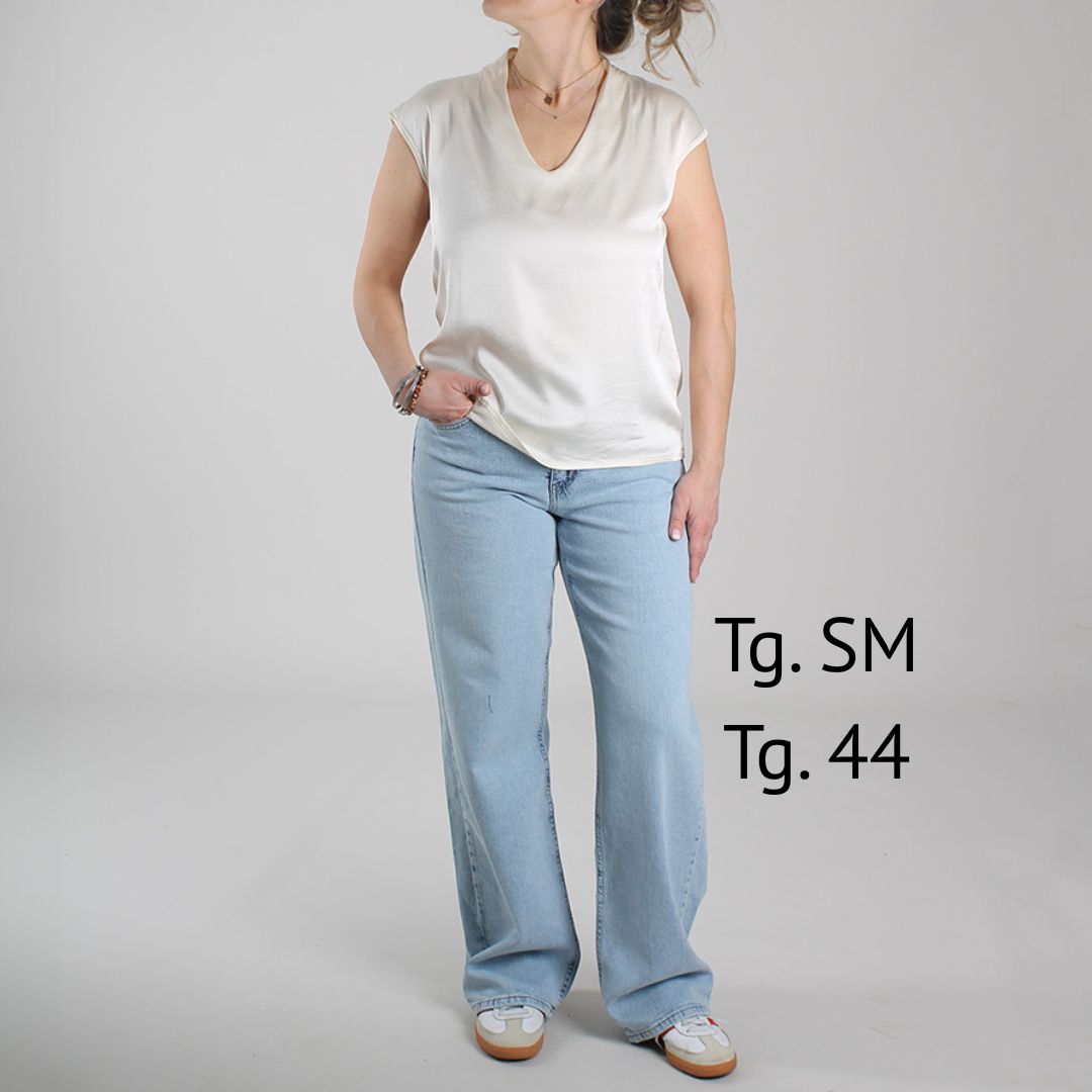 Blusa con scollo a V