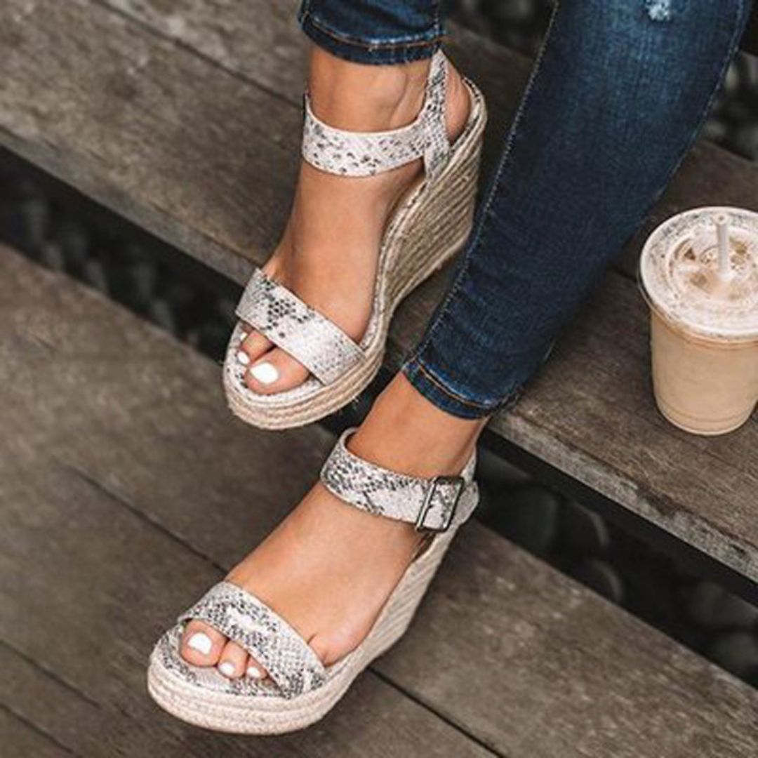 Sandali con zeppa eleganti e comodi da donna