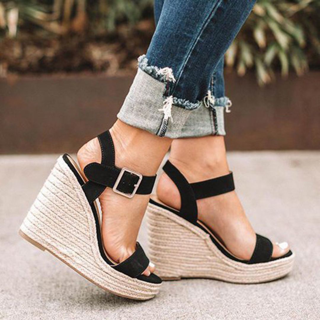 Sandali con zeppa eleganti e comodi da donna