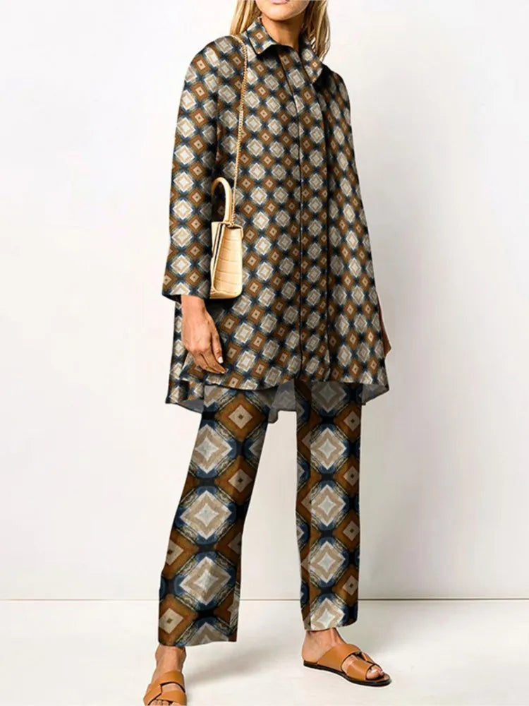 Elegante completo vintage due pezzi da donna – Blusa e pantaloni alla moda