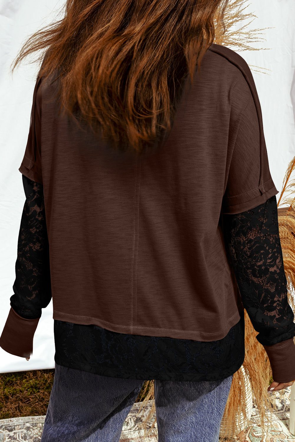 T-shirt casual a maniche lunghe con inserti in pizzo trasparente