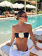 Bikini donna a fascia con dettagli floreali eleganti