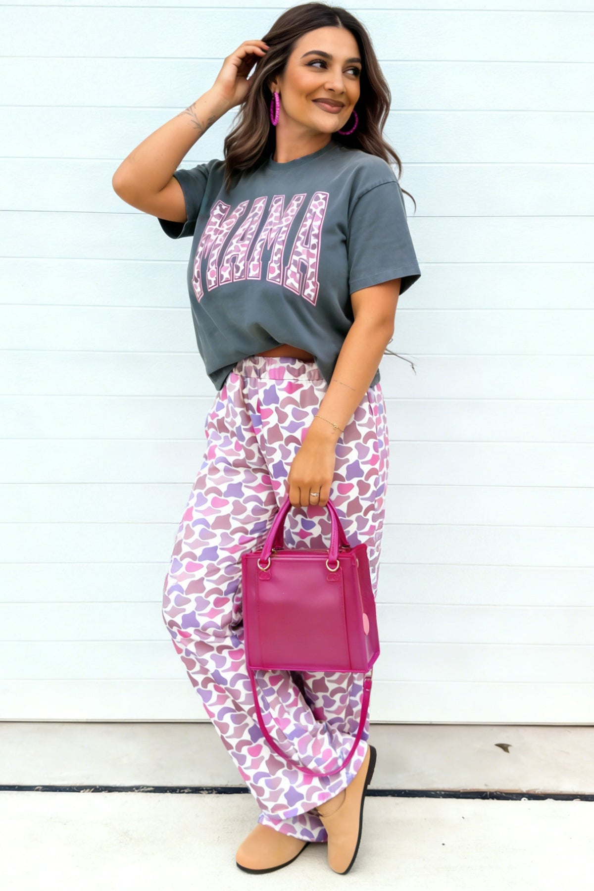 Set Coordinato Grigio Medio con T-shirt MAMA e Pantaloni Mimetici