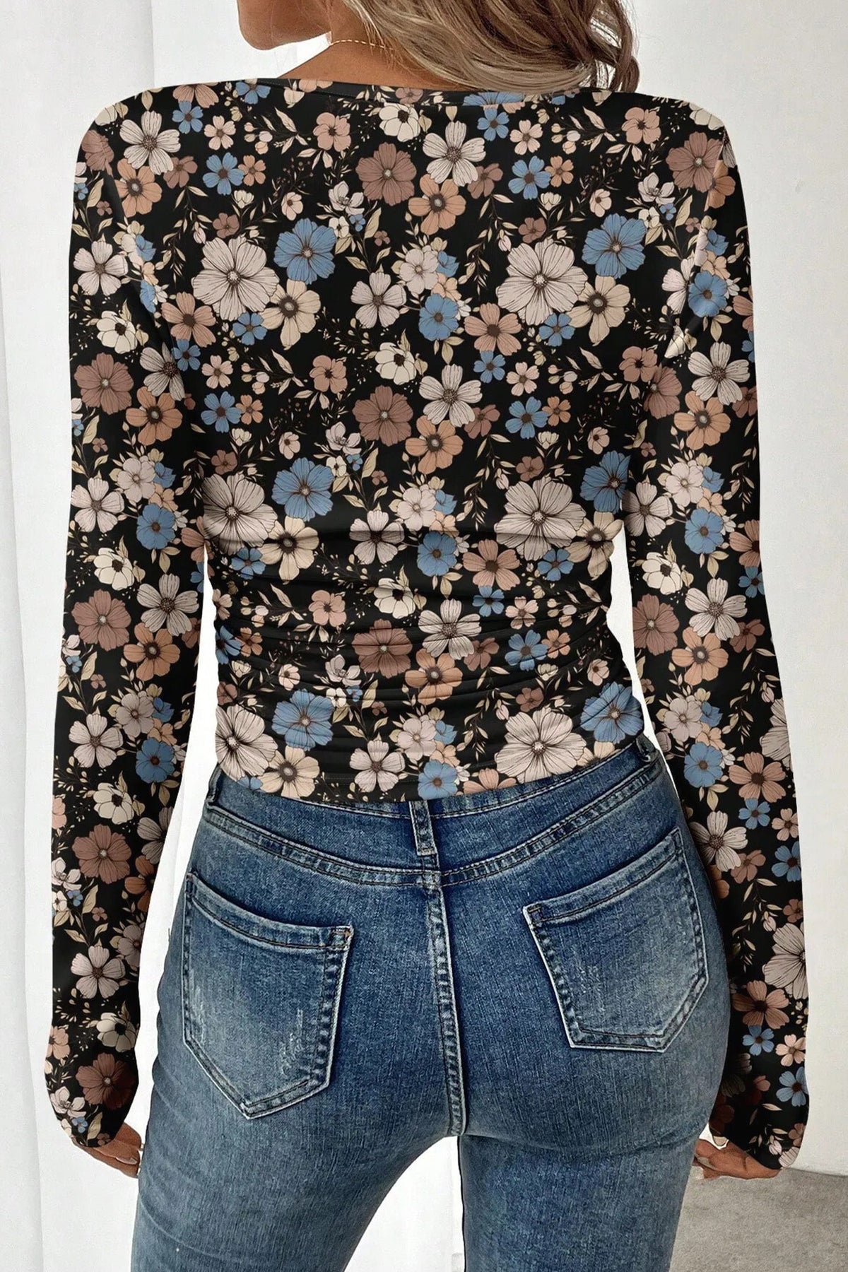 T-shirt Slim a Maniche Lunghe con Stampa Floreale Nera