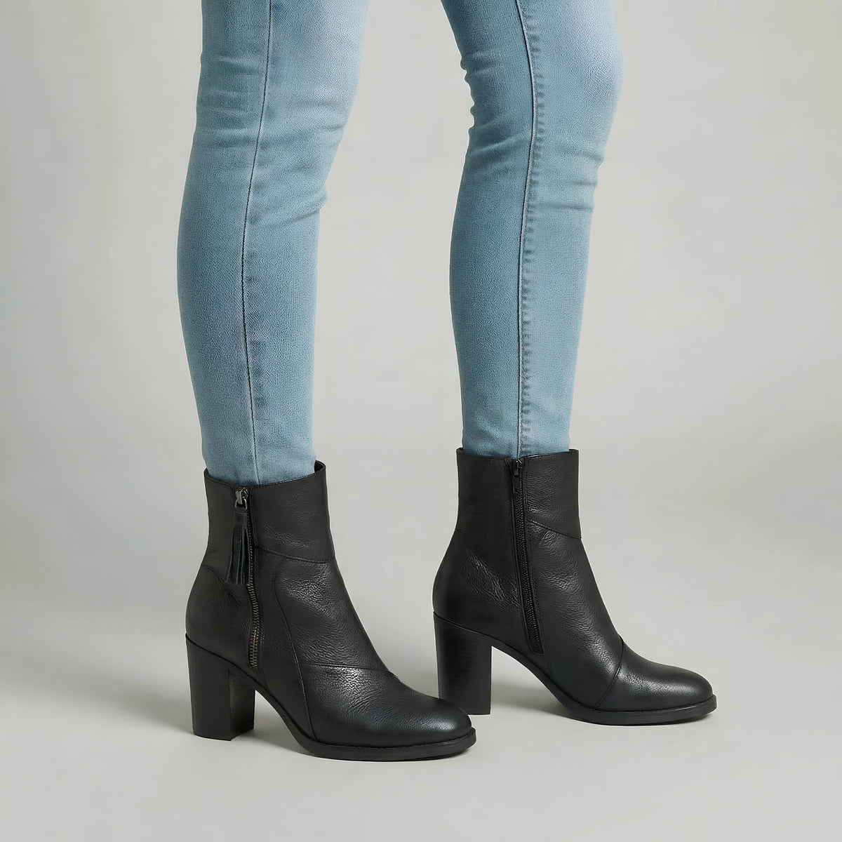 Stivaletti donna con tacco largo e zip laterale, stivali corti eleganti