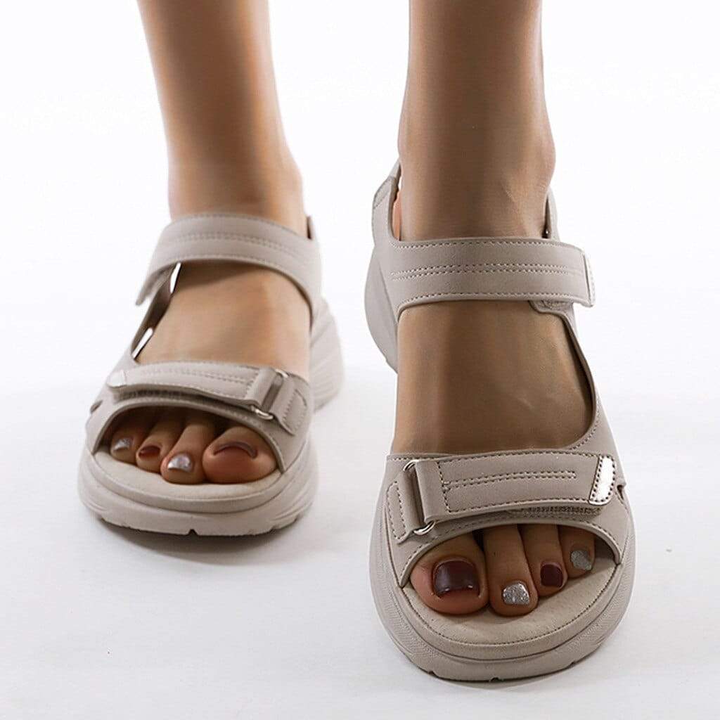 Sandali ortopedici da donna con suola anatomica e plantare